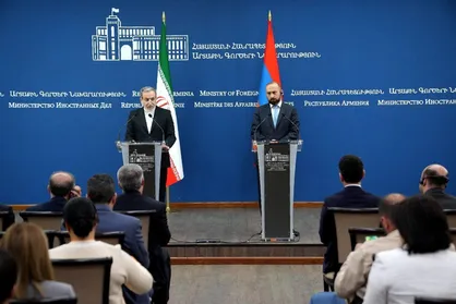 عراقچی: ما هنوز به نامه رئیس جمهور آمریکا پاسخ ندادیم/ در خصوص موضوع هسته&zwnj;ای هیچگاه میز مذاکره را ترک نکرده و نخواهیم کرد