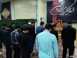 مراسم بدرقه دانشجویان زائر اربعین حسینی دانشگاه صنعتی کرمانشاه، در مزار شهدا کرمانشاه برگزار شد