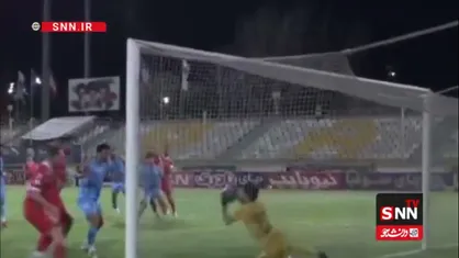 گل اول پرسپولیس به چادرملو توسط محمد امین کاظمیان