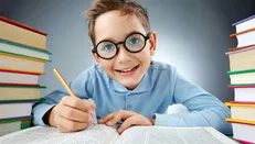 شهریه‌های سنگین مدارس و مشکلات ثبت‌نام دانش‌آموزان/ پیچ و خم‌های ثبت‌نام دانش‌آموزان و دغدغه خانواده‌ها