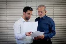آذری جهرمی: یکی باید مامور صحبتی بی‌پرده با شما شود جناب رئیس جمهور!