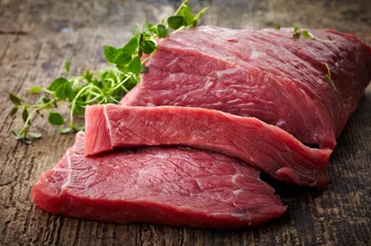 جزئیات شیوه توزیع گوشت تنظیم بازاری/ عرضه گوشت به یارانه بگیران
