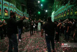 هفتمین شب عزاداری محرم در محله نظام آباد
