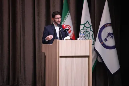 غلامزاده: شهروندان مهم&zwnj;ترین مخاطب فعالیت&zwnj;های بین&zwnj;المللی شهرها/ همکاری&zwnj;های بین&zwnj;المللی ضمن کاهش هزینه&zwnj;ها زمینه&zwnj; خدمات&zwnj;رسانی بهتر را فراهم می&zwnj;کند