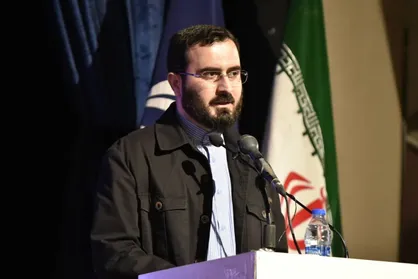 هنرمندان چهارچوب&zwnj;های حقوقی و قانونی را رعایت کنند