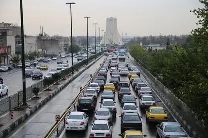 ترافیک در ورودی&zwnj;های غربی و شرقی پایتخت
