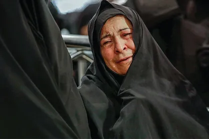 اغتشاشگران با بی&zwnj;شرمی در مراسم چهلم شهید دوست&zwnj;محمدی اخلال ایجاد کردند
