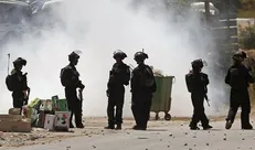 حمله نظامیان صهیونیست‌ به یک مدرسه فلسطینی با گاز اشک‌آور