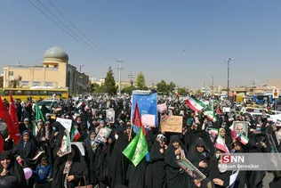راهپیمایی بانوان فاطمی در شیراز