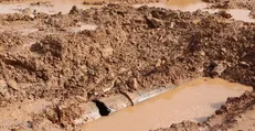 تعرض به خط انتقال آب شرب یزد در نهاد ریاست جمهوری بررسی می‌شود