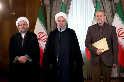 تحریم&zwnj;های ۱۳ آبان تأثیری بر اقتصاد نداشت/ شرایط تولید در کشور نسبتا خوب است/ توزیع اولین بسته غذایی دولت در آبان ماه