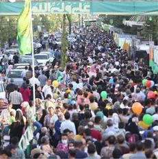 در مهمونی ۱۰ کیلومتری خیابان ولیعصر چه گذشت؟ / عشق میلیونی به ولایت و امامت را باور کنید