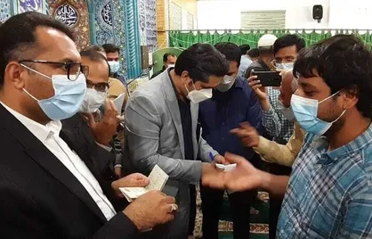 ۳۴ نفر از افراد فاقد شناسنامه در شهرستان تیرور هرمزگان شناسنامه&zwnj;دار شدند
