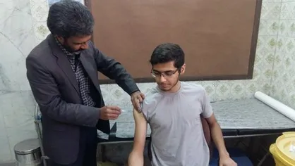 دانشجویان دانشگاه علوم پزشکی سمنان علیه بیماری هپاتیت واکسینه شدند