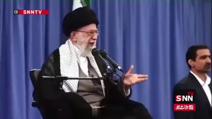 تصاویری منتشر نشده از سخنرانی رهبر شهید انقلاب در حرم مطهر امام رضا علیه&zwnj;السلام