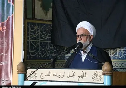 امام جمعه موقت سمنان: تسریع در انتصاب استاندار ضرورت دارد