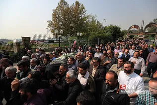 تشییع پیکر مرحوم بهرام شفیع