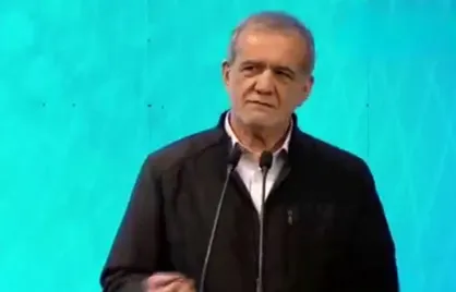 فقط علم و عالِمی که عمل می&zwnj;کند می&zwnj;تواند مشکل ما را حل کند و گرنه مشکلات مملکت حل&zwnj;شدنی نیست