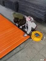 دانشجویان جهادگر دانشگاه صنعتی کرمانشاه کانکس و سرپناه برای مردم زلزله‌دیده می‌سازند+تصاویر