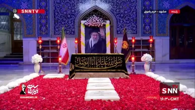 «این گرد و خاک عزیزه» / روایت زائر پیاده روستایی از نجوای عاشقانه با امام شهید در حرم رضوی