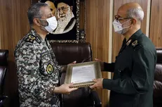 آئین معارفه جانشین قرارگاه مشترک پدافند هوایی خاتم الانبیاء(ص) کشور برگزار شد