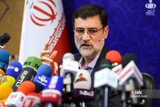نشست خبری سیدامیرحسین قاضی‌زاده هاشمی 
