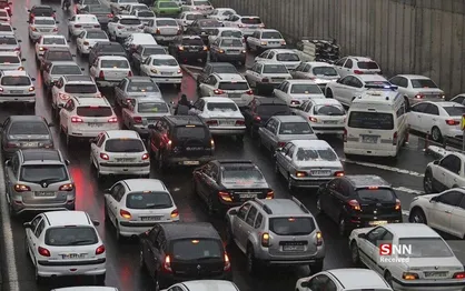 تردد در بزرگراه&zwnj;های همت و نواب سنگین است