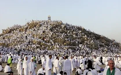 برنامه &laquo;در وادی عرفات&raquo; را در روز عرفه از رادیو تهران بشنوید