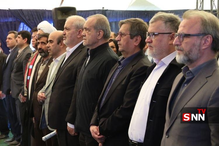 افتتاح نیروگاه خورشیدی ۹۵ مگاواتی با حضور رئیس جمهور