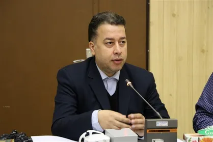 موضوع پایان&zwnj;نامه&zwnj;های دانشجویان باید مبتنی بر روند استراتژیکی باشد