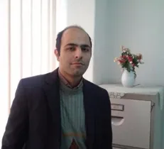 خانی‌پور: چالش‌ها قطب‌های علمی را بدون طرح پژوهشی گذاشته‌اند / بروکراسی علم در کشور ناعادلانه و زورگویانه است