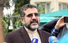 شایعه ممنوع‌الکاری خوانندگان را تکذیب می‌کنم