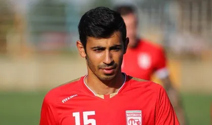سومین بازیکن سرباز هم از تراکتور جدا شد