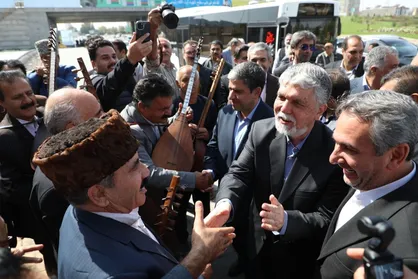 وزیر فرهنگ و ارشاد اسلامی وارد اردبیل شد