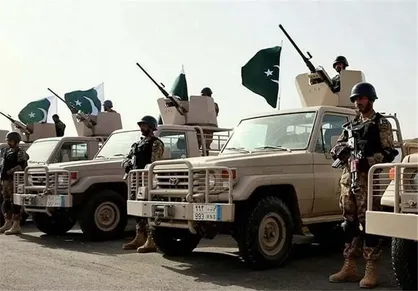 طالبان و ارتش پاکستان درگیر شدند