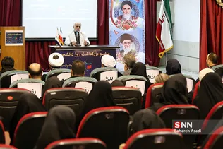 مراسم روز دانشجو در دانشکده مهندسی صنایع 