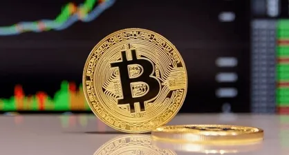 سقوط لحظه&zwnj;ای قیمت بیت کوین تا 24 هزار دلار و کامبک در چند ثانیه&zwnj;