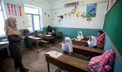 آموزش یک سوم دانش آموزان کشور حضوری است
