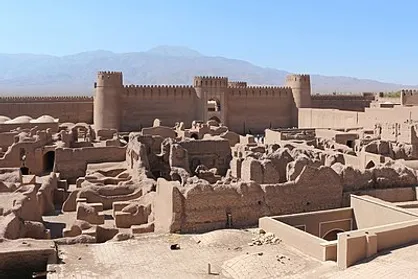 آغاز مرمت ارگ تاریخی شهر راین