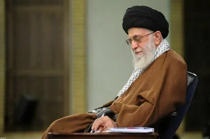 رهبر انقلاب درگذشت فرزند دکتر سیم&zwnj;فروش را تسلیت گفتند