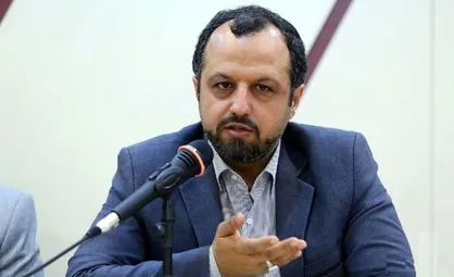 خاندوزی: دولت حمایت راهبردی از بورس را دنبال می&zwnj;کند نه رشد دستوری