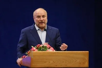 قالیباف: رهبر انقلاب پس از ۴۰ سال مانند سال ۵۹ در قرارگاه فرماندهی جنگ حضور داشتند + فیلم