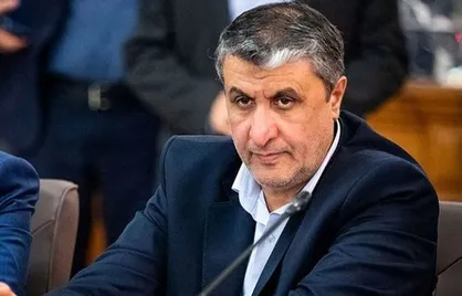 هر یک تن متانول که از آب سنگین تولید می&zwnj;شود، یک میلیون و ۲۰۰ هزار دلار است که ایران الان صادر می&zwnj;کند