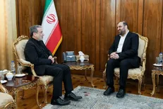 دیدار عراقچی با نائب‌رئیس جریان حکمت ملی عراق