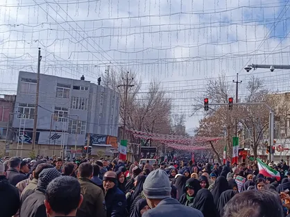 حضور پرشور مردم کرمانشاه در راهپیمایی یوم&zwnj;الله ۲۲ بهمن/همه آمدند