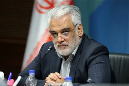 نامه سه بسیج دانشکده دانشگاه تهران به طهرانچی / دانشگاه آزاد دلیل و هدف خود را از اخراج دکتر عبدالکریمی بیان کند