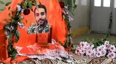 ادای احترام دانش‌آموزان اصفهانی به شهید مدافع امنیت +فیلم