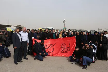 دومین کاروان هنرمندان حسینی &laquo;چهل چراغ&raquo; وارد کربلا شد
