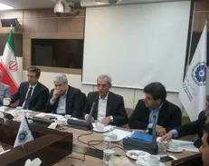 راه حل مشکل اقتصادی رفع عقب‌ماندگی از دانش فنی روز است