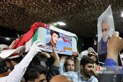 وداع مادرانه با شهید وطن &laquo;جانی بت اوشانا&raquo; + فیلم